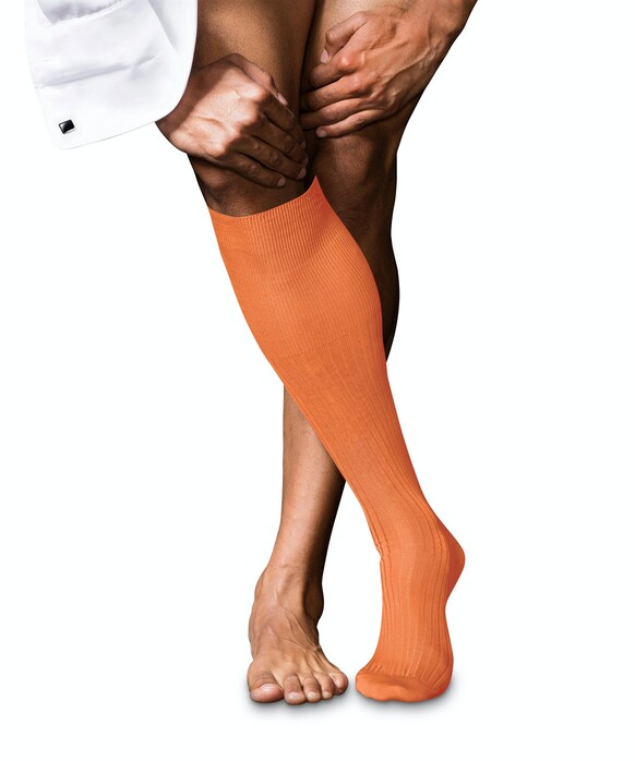 Falke No. 10 Egyptian Karnak Cotton Kniekous Kniekousen Vuurrood
