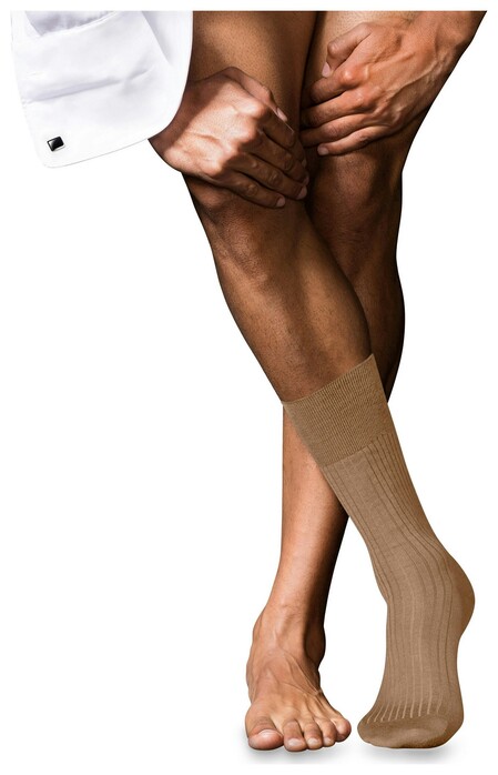 Falke No. 7 Socks Finest Merino Sokken Camel