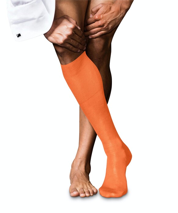 Falke No. 9 Egyptian Karnak Cotton Kniekous Kniekousen Vuurrood