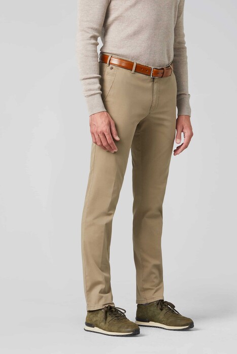 Meyer Bonn Constant Color Cotton Flat-Front Broek Stone Beige